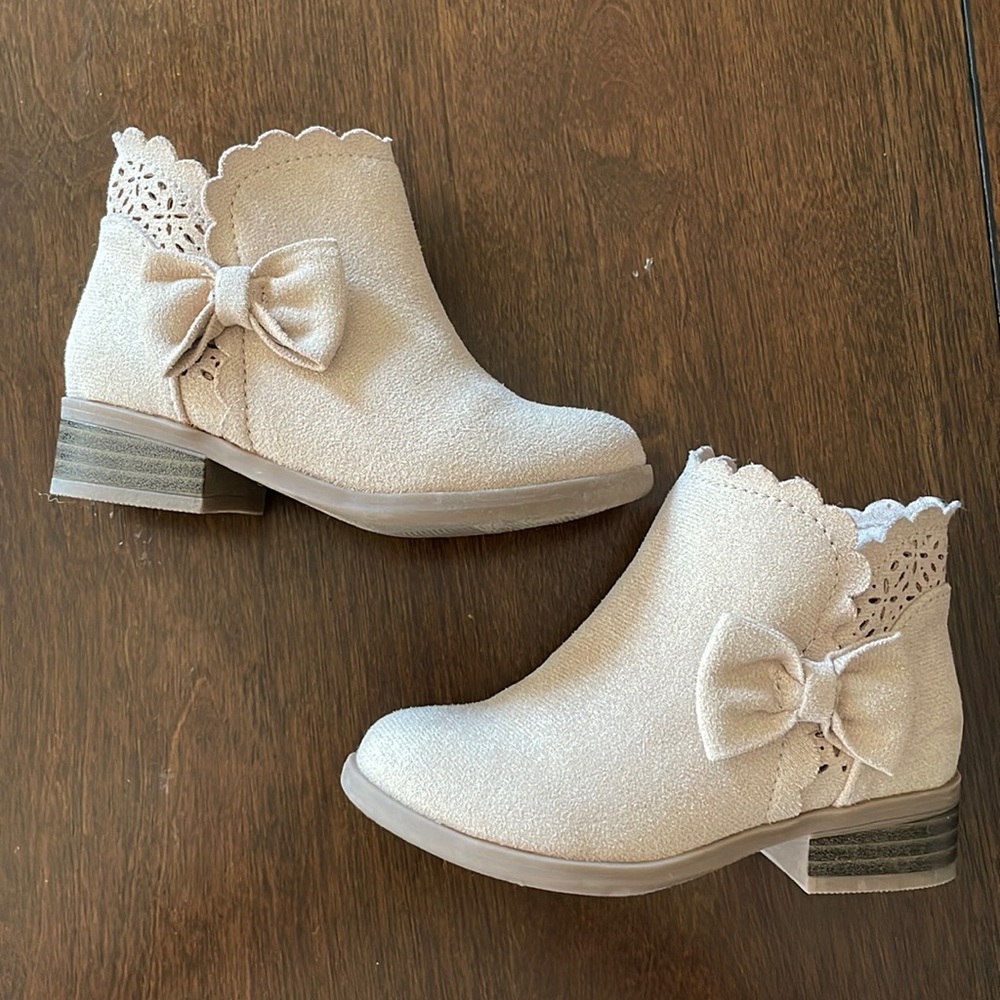 Jumping beans toddler girl booties